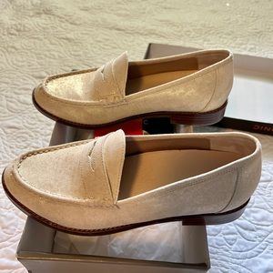 Vionic Waverly Light Gold size 7.5 gently used